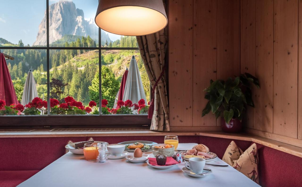 B&B La Tambra - Central With Restaurant Santa Cristina Val Gardena Exterior photo